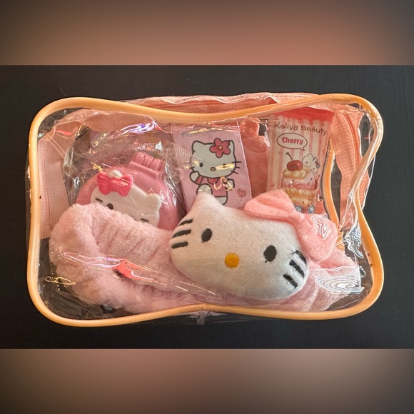 Hello Kitty & Friends Bundle - Picture 1 of 1